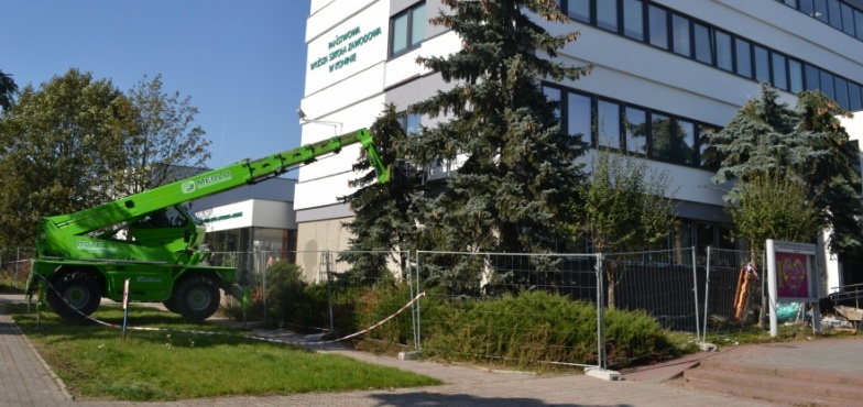 Uczelnia ciągle remontowana. Zajęcia dla studentów ruszą 2 października