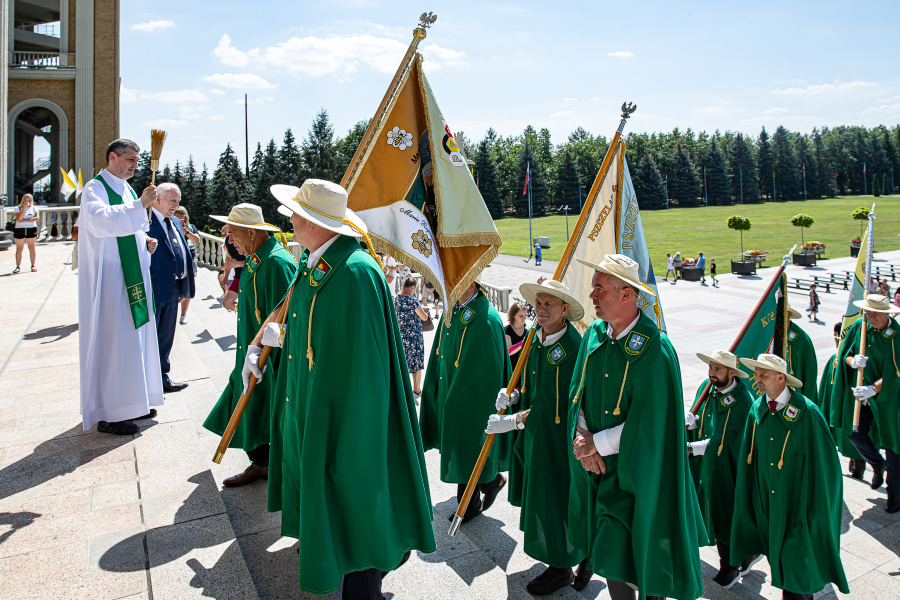 Regionalny Dzień Pszczelarza w Licheniu. Zapraszają wielbicieli pszczół i miodu