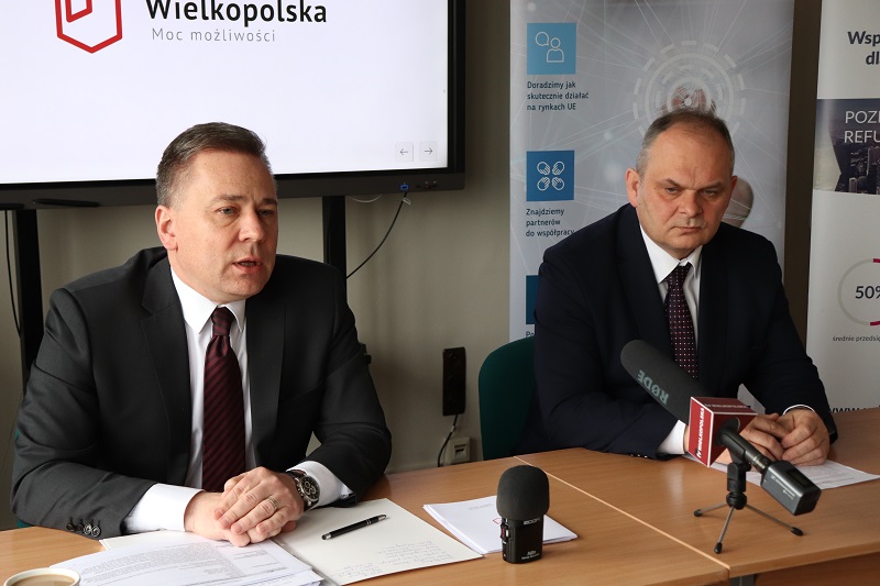 „Przyjechaliśmy z Brukseli z tarczą”. Prezydent i prezes podsumowali wyjazd