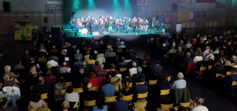 Oklaski dla orkiestry i gwiazd. Koncert noworoczny przeszedł do historii