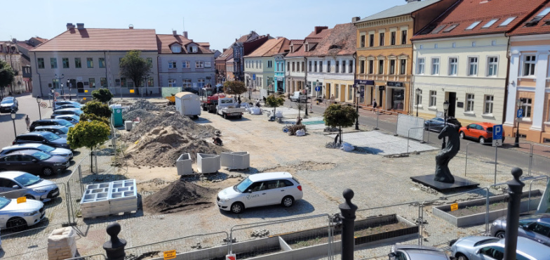 Na jakim etapie jest przebudowa placu Wolności? 