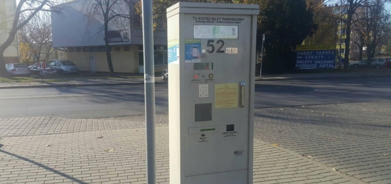 W Wielką Sobotę bez opłat za parkowanie przy bazarze 