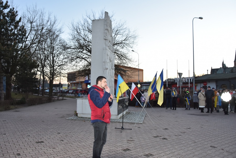 „Drodzy bracia i siostry! Pozwolę sobie szczerze podziękować" - mówi Oleh Konradii