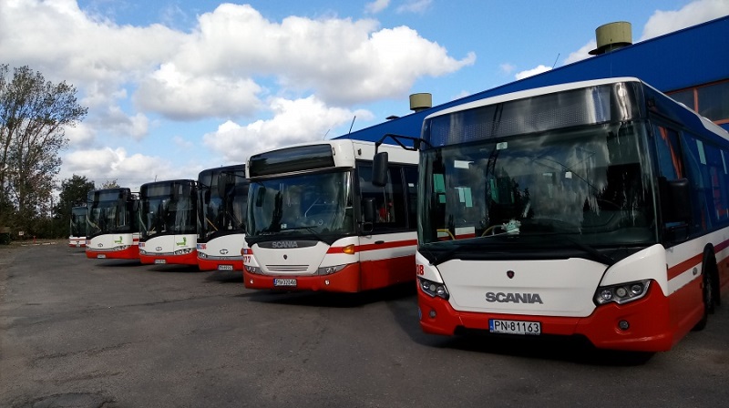 Pasażerka zasłabła. Kierowca MZK udzielił jej pomocy