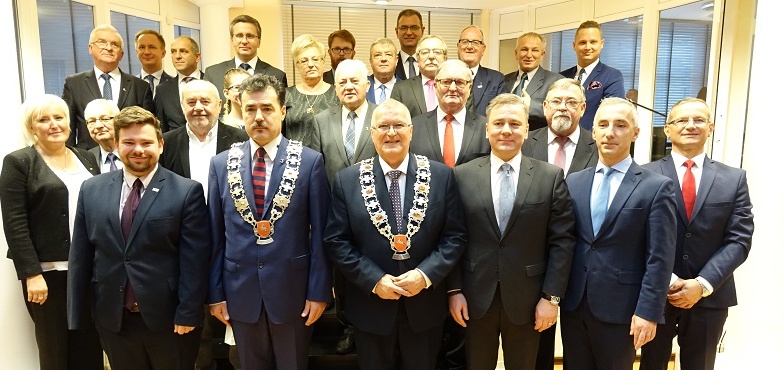 „Trzymam kciuki za państwa przyszłe, mądre decyzje i życzę owocnej pracy”