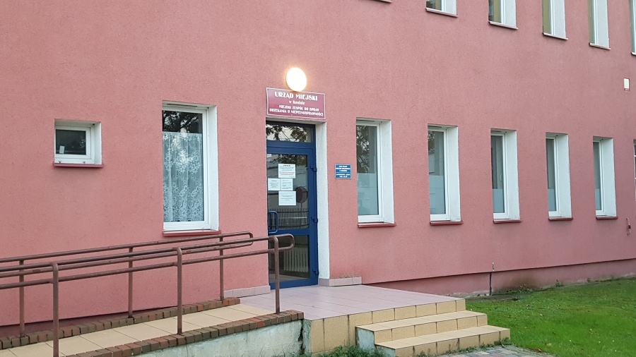 2 miejskich urzędników z koronawirusem, a 5 jest w kwarantannie