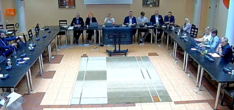 „Sytuacja klubu jest zastanawiająca i niepokojąca”. Komisja Kultury i Sportu ws. Górnika Konin