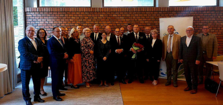Pierwsze spotkanie wójtów i burmistrzów po wyborach. Paweł Szczepankiewicz znów pokieruje konwentem