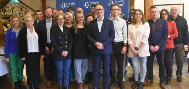 Otwarty Konin zaprezentował kandydatów na radnych i program. „Minione pięć i pół roku to lata zupełnie stracone”