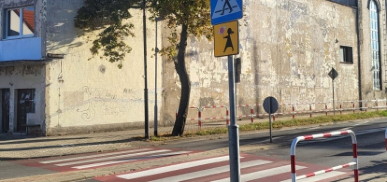14-latka potrącona przed szkołą