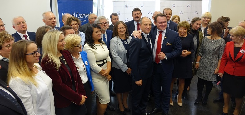 Zenon Chojnacki obiecuje most, kryte lodowisko i urzędy czynne do 18.00