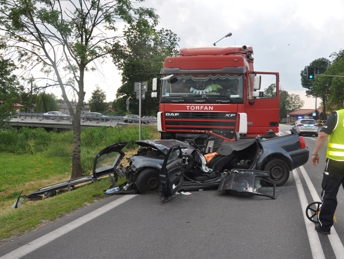 Kierowca miał blisko 3 promile. Pijany 27-latek spowodował wypadek
