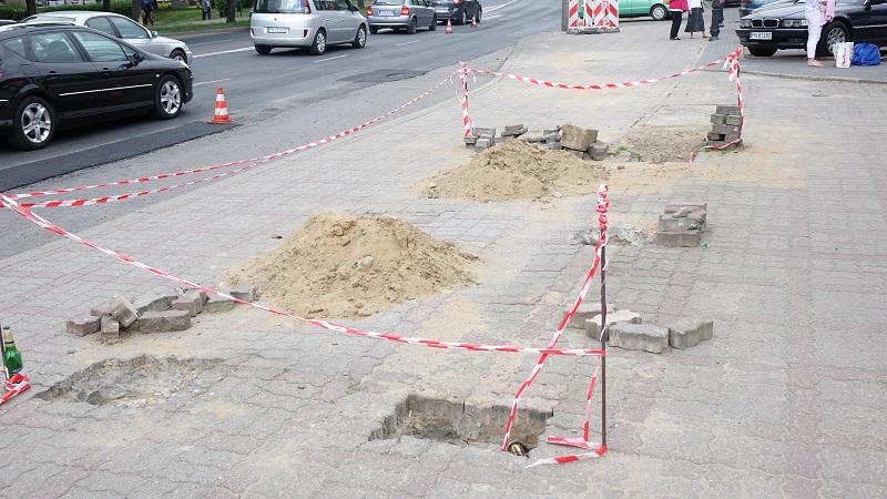 Co urzędnicy robią w sprawie wiat przystankowych? „Firma obiecuje, że będą, a nie przywozi"