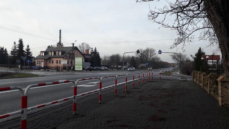 Potrzebna sygnalizacja w niebezpiecznym miejscu. Radny napisał do zarządcy