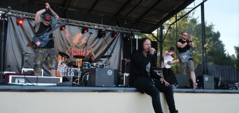 Dużo mocnego, rockowego grania. W amfiteatrze trwa Guitar Days Festival  