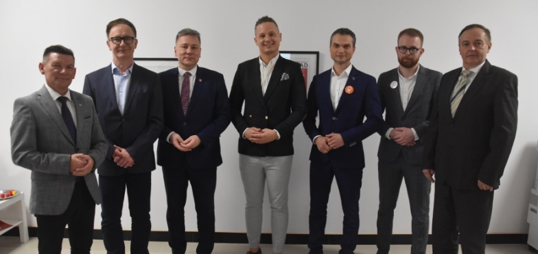 To było pierwsze spotkanie wszystkich kandydatów na prezydenta Konina! Odwiedzili naszą redakcję w pierwszy dzień wiosny 