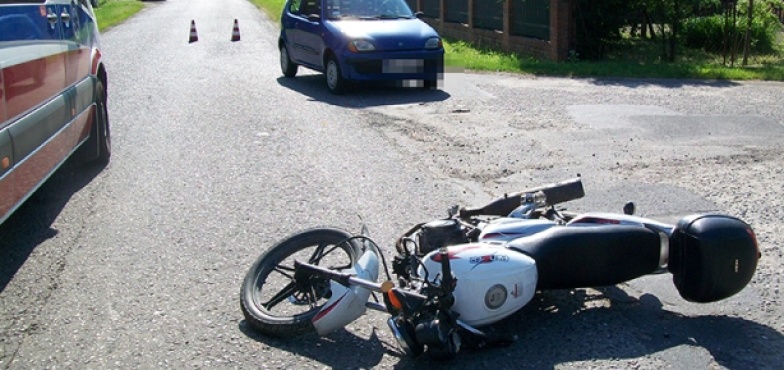Wypadek w Kamieniu. Znów poszkodowany został motocyklista 