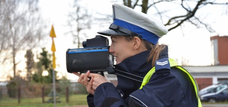 Wielu kierowców jeździ za szybko! Kontrole prędkości – oczkiem w głowie dla konińskich policjantów