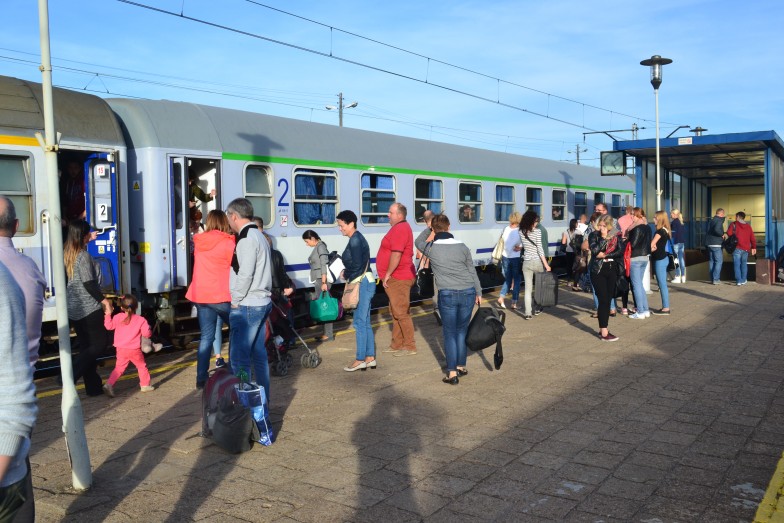 Niedługo będą remontować ważną linię kolejową. W Koninie niewiele o tym wiadomo. Co z pasażerami? 