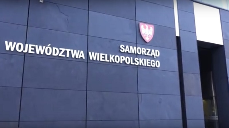Radni sejmiku o trudnej sytuacji w rolnictwie. Jest stanowisko, które trafi do premiera 
