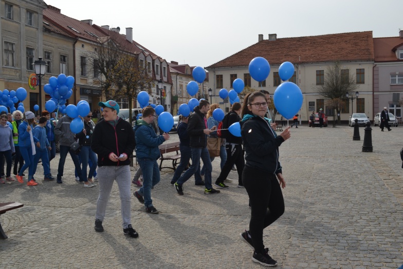 Konin będzie niebieski. Dzieci z autyzmem przejdą ulicami miasta