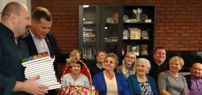 Paweł, Gaweł i seniorzy. Teatr to świetna zabawa i najlepsze lekarstwo