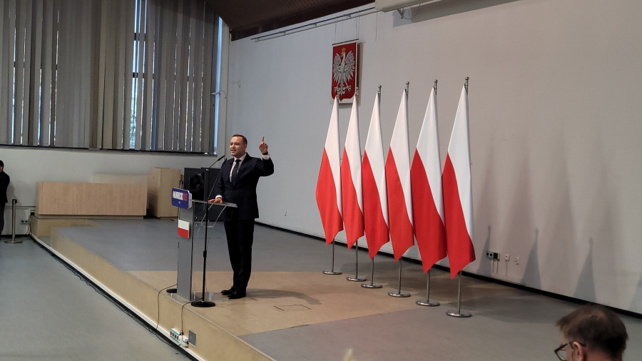 Donald Trump nie usłyszy od Karola Nawrockiego o drugiej lokalizacji elektrowni jądrowej? 