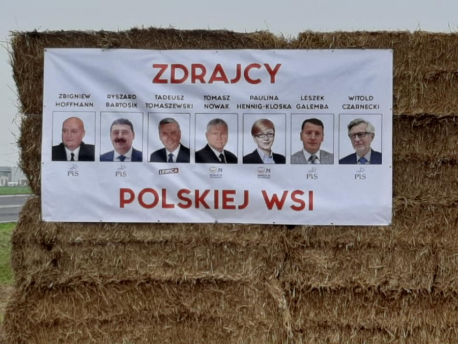  „Nie czujemy się zdrajcami wsi”. Na banerze pomylono zdjęcie posła Nowaka