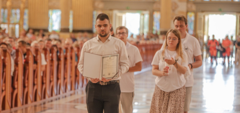Maturzyści pielgrzymowali do Lichenia. Dziękowali za zdane egzaminy