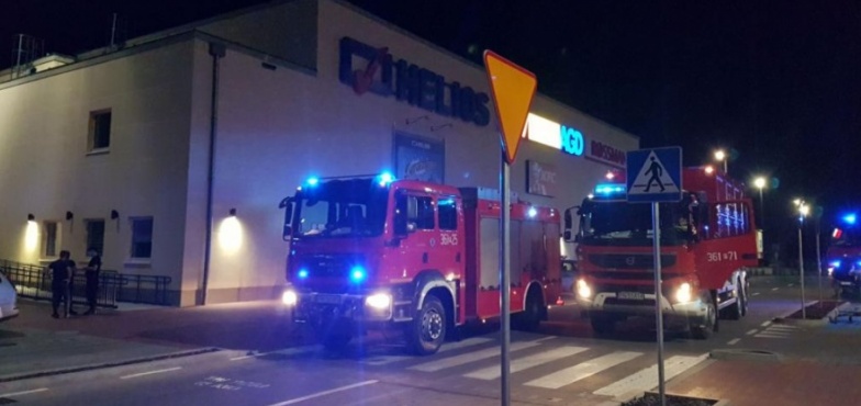 Alarm bombowy w kinie Helios. Tuż przed maratonem horrorów (Aktualizacja)