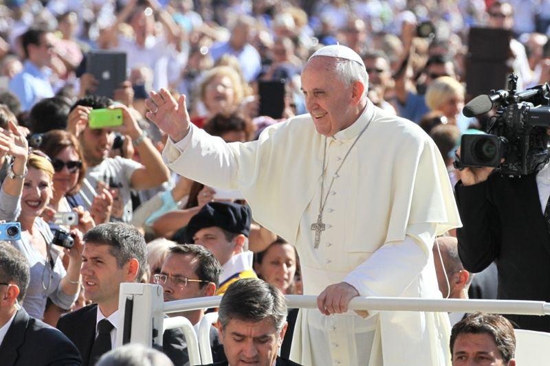 Odpust zupełny dla dotkniętych koronawirusem. Komu jeszcze go udziela Stolica Apostolska?