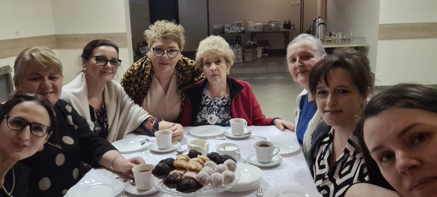 KRÓLESTWO GOSPODYŃ. Zapraszają seniorów na wspominkowe spotkania