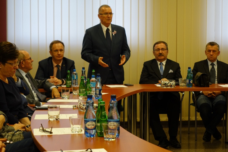 PAK przedłuża termin o kolejne trzy miesiące. Nadal chce ogrzewać Konin, ale pewnie biomasą   