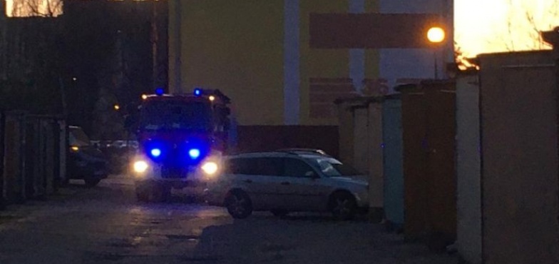 Krzyczał, że przez koronawirusa jego firma upada. Pogotowie zabrało 40-latka