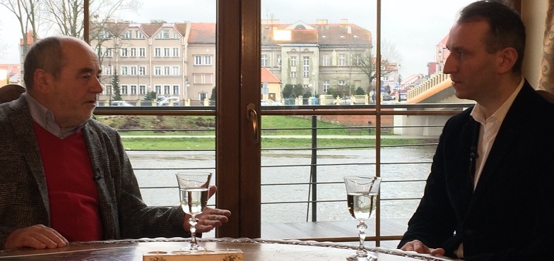 „Bez ściemy” z radnym Kazimierzem Lipińskim. Rozmowa najbardziej lokalna  