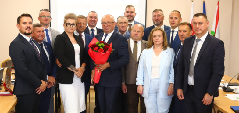 Ponad 18 milionów na inwestycje. Wójt z wotum i absolutorium