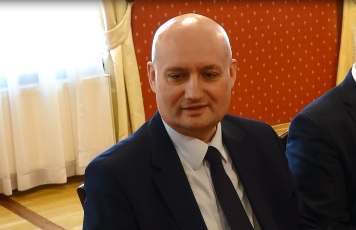 Wojewoda w sprawie nielegalnych odpadów. „Uważam, że trzeba jej nadać szybszy obrót”