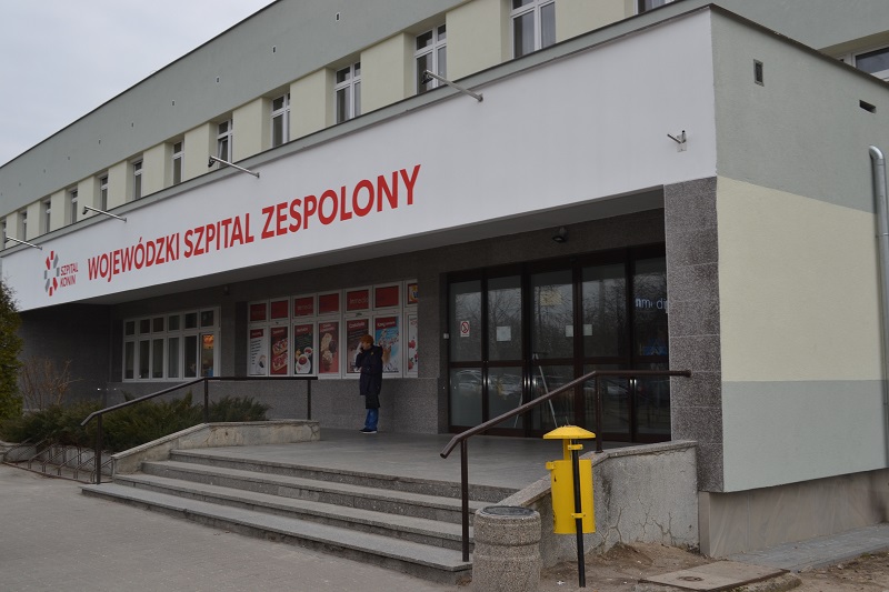 Także w szpitalu w Koninie aparat do testów na obecność COVID-19. Deklaruje to marszałek 