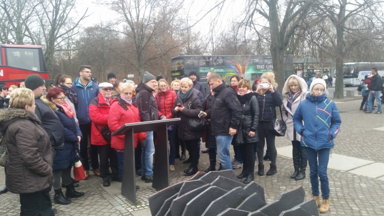 Co można kupić na jarmarku świątecznym w Berlinie? Sprawdzili to mieszkańcy Goliny