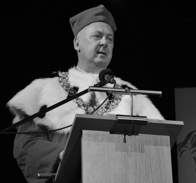 Smutna wiadomość z Wyższej Szkoły Kadr Menedżerskich. Nie żyje jej założyciel