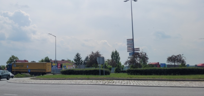 Czy na Rondzie Miast Partnerskich będzie sygnalizacja świetlna? 