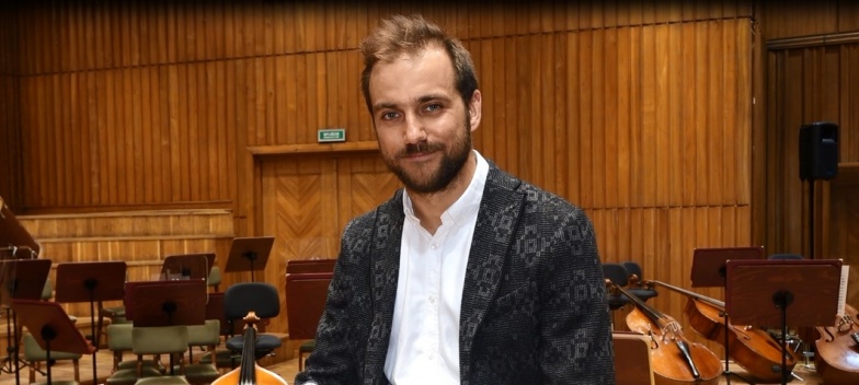 Przed nami bardzo gorący i porywający koncert. Opowiada dyrygent Jakub Chrenowicz