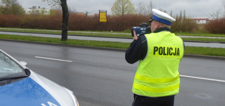 Zatrzymali 39 kierowców w dwa dni, zabrali 4 prawa jazdy. Policyjna akcja „Prędkość – Zero Tolerancji” 