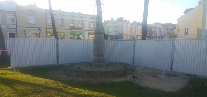 Skanowanie laserowe Konińskiego Słupa Drogowego. Stworzą wersję 3D naszego zabytku 