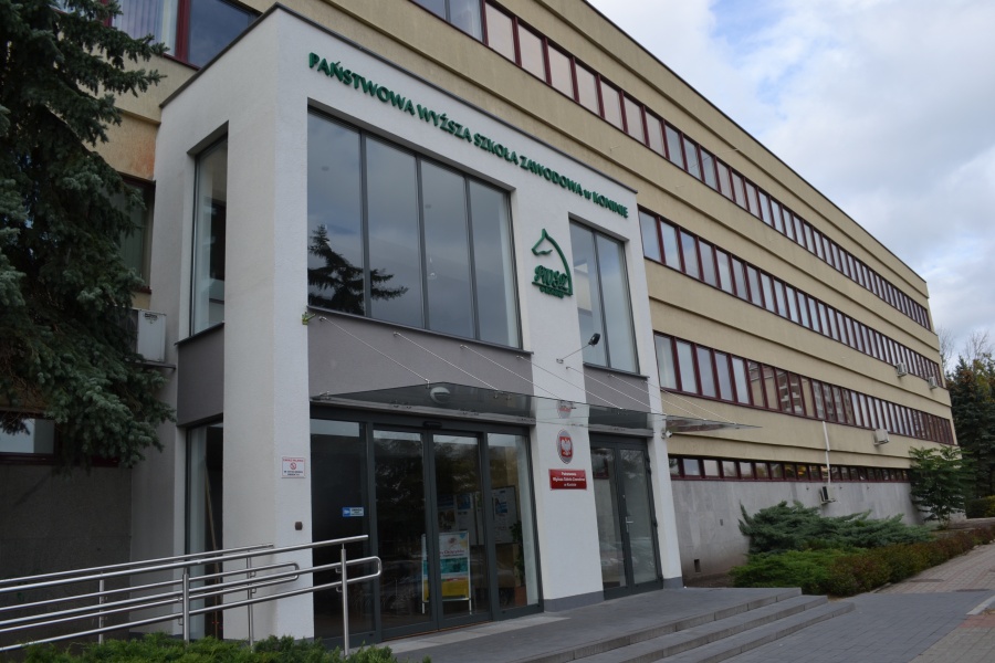 Dlaczego dopalacze są niebezpieczne? Konferencja w konińskiej PWSZ