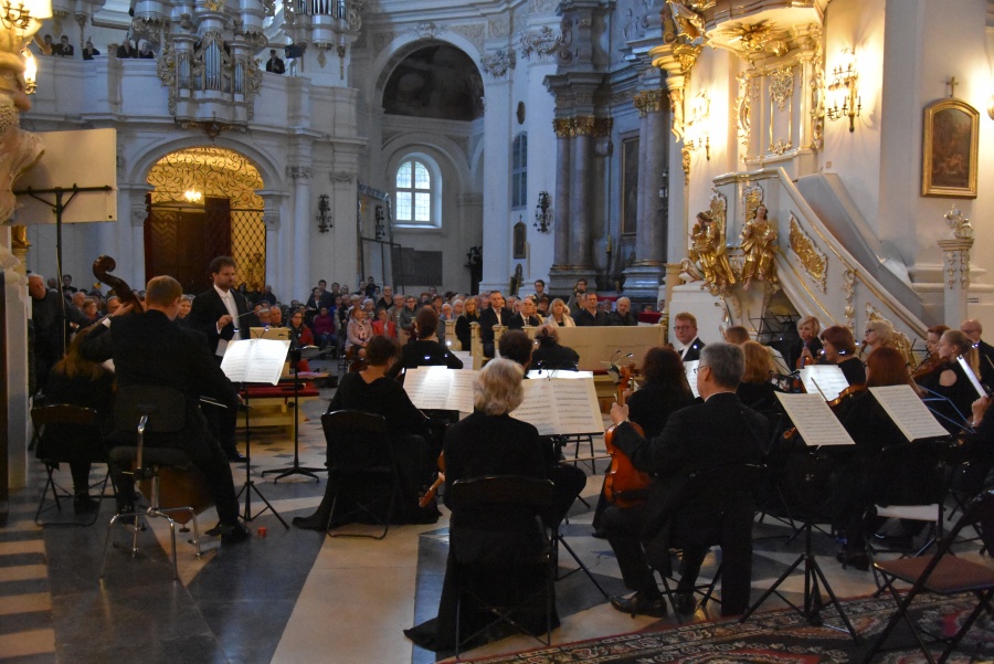 Koncert „Nie znacie? To posłuchajcie!” już jutro. Zapraszamy do kościoła w Lądzie