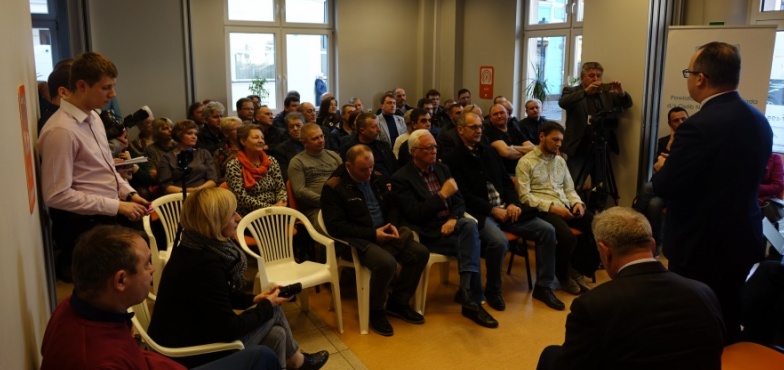 O emeryturach, alimentach i problemach niepełnosprawnych. Adam Bodnar w Koninie 