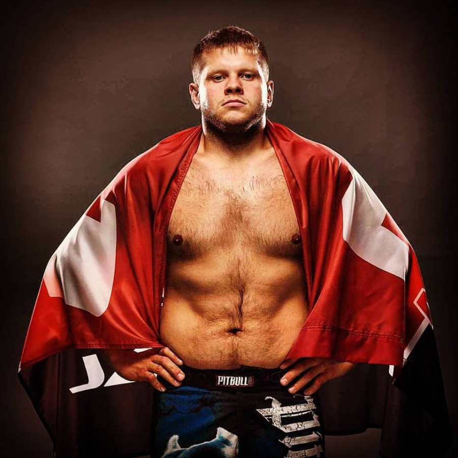 Za tegoroczną walkę w UFC Marcin Tybura zarobił ponad milion