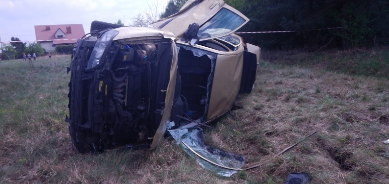 Wypadek w Plebankach. Na prostej drodze zderzyły się dwa samochody 