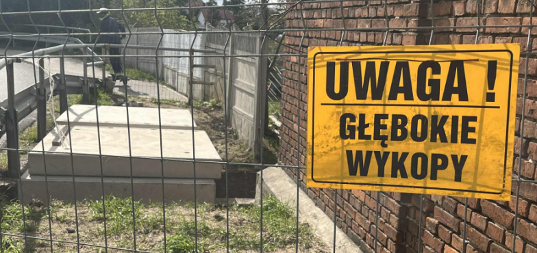 Będzie bezpieczniej przy kanale. W grudniu mieszkańcy przejdą po kładce
